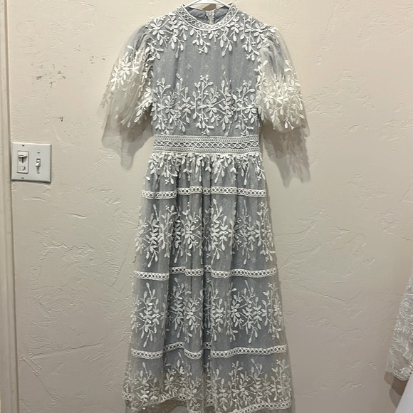 Ivy City Co Dresses & Skirts - IVY CITY CO Sicily Dress with Blue Lining and Flutter Sleeves